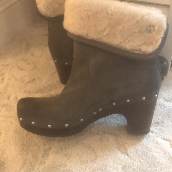 New Ugg grey clog boots - Picture 3 of 8